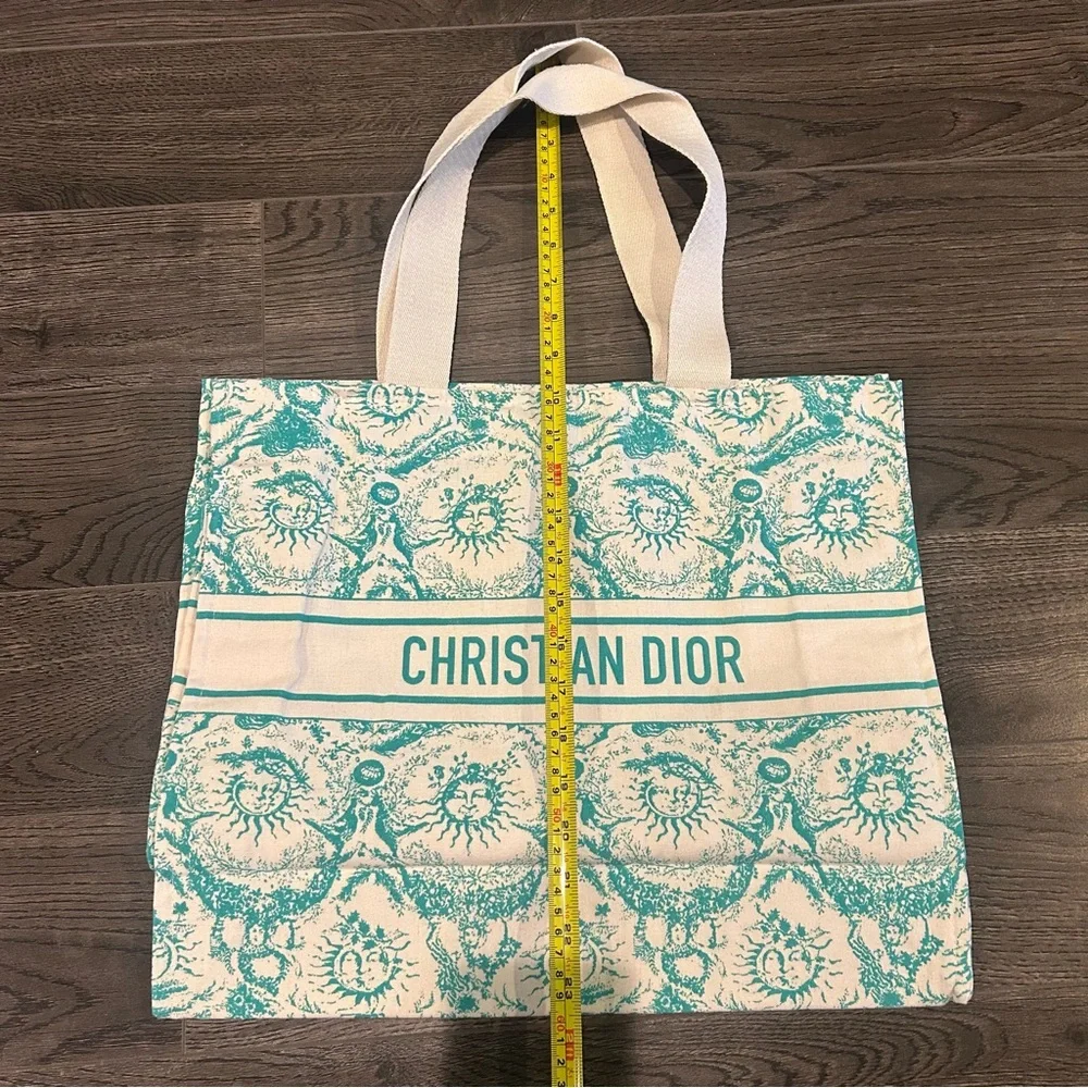 Dior Cosmetics Tote Bag - Picture 7 of 10